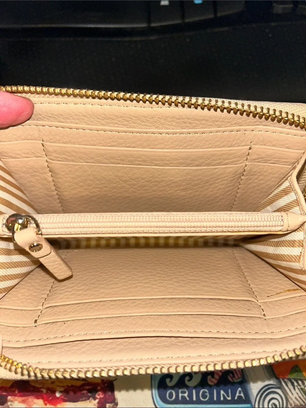 kate spade Pebbled Zip Wallet in Nude tan